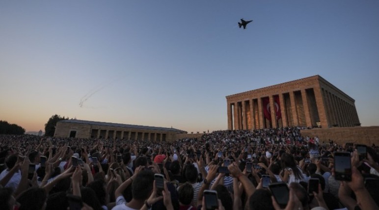 30 Ağustos'ta Anıtkabir'i 639 bin 497 kişi ziyaret etti