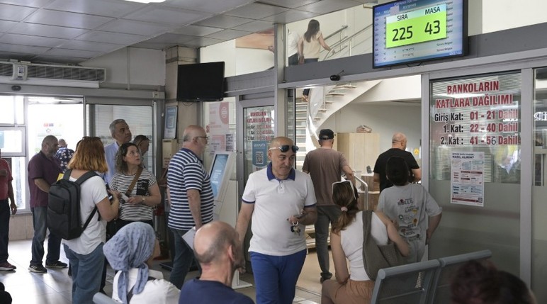 Eski tip ehliyetlerin yenilenmesi için verilen süre 31 Temmuz'da doluyor! - Resim : 2