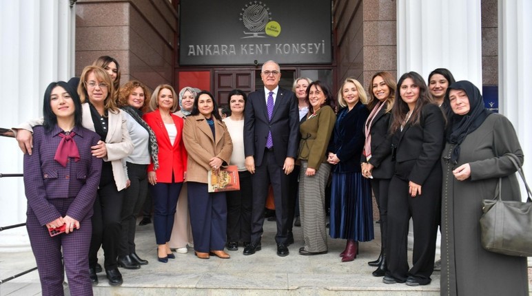 Türkiye Voleybol Federasyonu'ndan Ankara Kent Konseyi'ne anlamlı ziyaret!