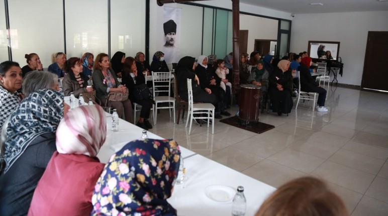 Keçiören Belediyesi meme kanseri için farkındalık etkinliği düzenledi