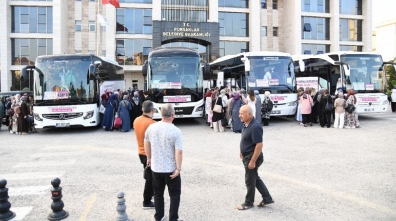 Pursaklar Belediyesi kültür gezilerinde ilk kafilesini yolcu etti - Resim : 2