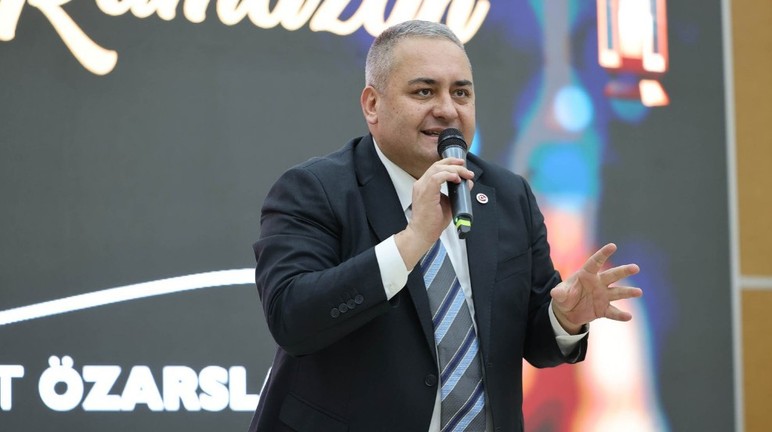 Başkan Özarslan iftarda 4 ilin vatandaşlarıyla bir araya geldi - Resim : 2