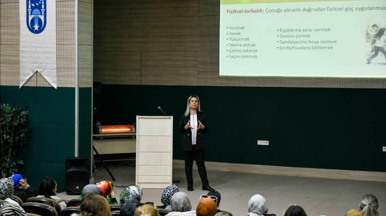ABB, ebeveynler için akran zorbalığı farkındalığı eğitimi düzenledi