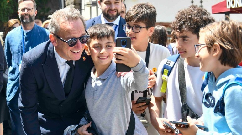 Brüksel Başkent Bölgesi Başbakanı Boris Dilliès Ankara Kalesi'ni gezdi