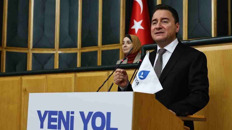Liderler Yeni Yol grup toplantısında konuştu