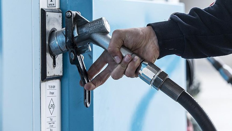 Akaryakıtta fiyatlar düşüyor! Litre başı indirim geliyor!