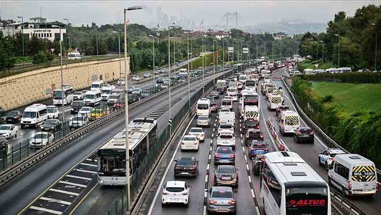 TŞOF Başkanı Mehmet Yiğiner'den sürücülere bayram trafiği uyarısı