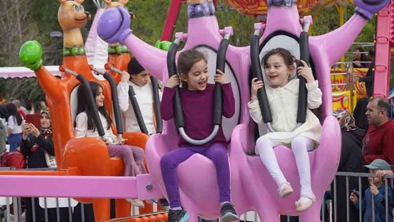 Ankara'da çocuklara ücretsiz lunapark! Jeton yok, tüm oyuncaklar bedava