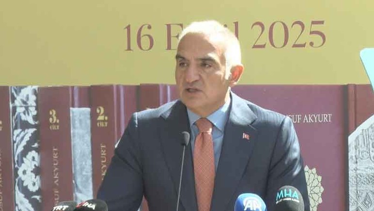 'Resimli Türk Abideleri' eserinin tanıtım toplantısı düzenlendi - Resim : 3