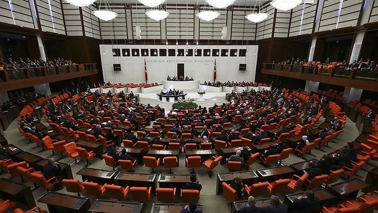 İsrail'in Özgürlük Filosu'na saldırısına dair tezkere TBMM'de kabul edildi