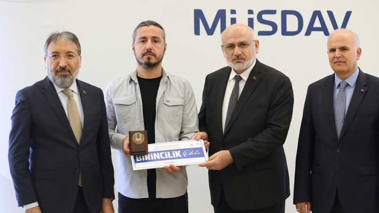 Ankara'da ‘Camiler ve Cami Eksenli Din Hizmetleri' fotoğraf sergisi ziyarete açıldı - Resim : 2