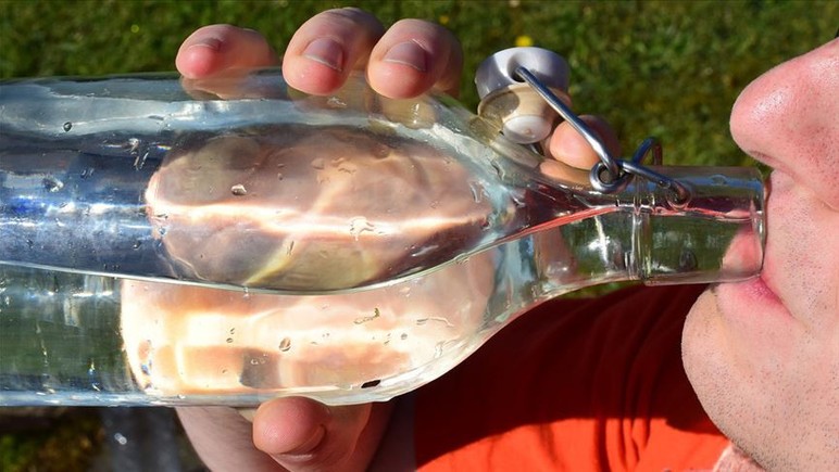 Çok su içip sağlıklı olmak isterken sağlığınızdan olmayın!