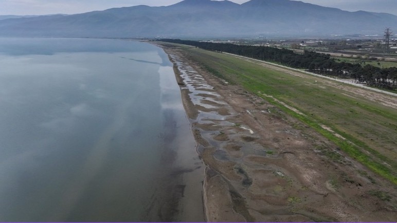 Bursa'daki yağışlar İznik Gölü'ne yetmedi