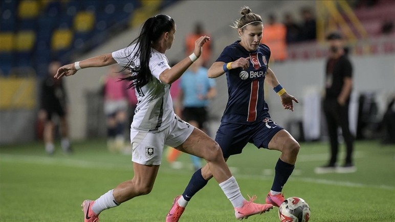 UEFA Kadınlar Avrupa Ligi 2025-2026 sezonunun seyirci rekorunu ABB FOMGET kırdı