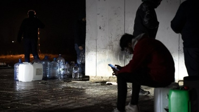 Mamak ve Altındağlı vatandaşlar su ihtiyaçlarını çeşmelerden karşılamaya çalışıyor