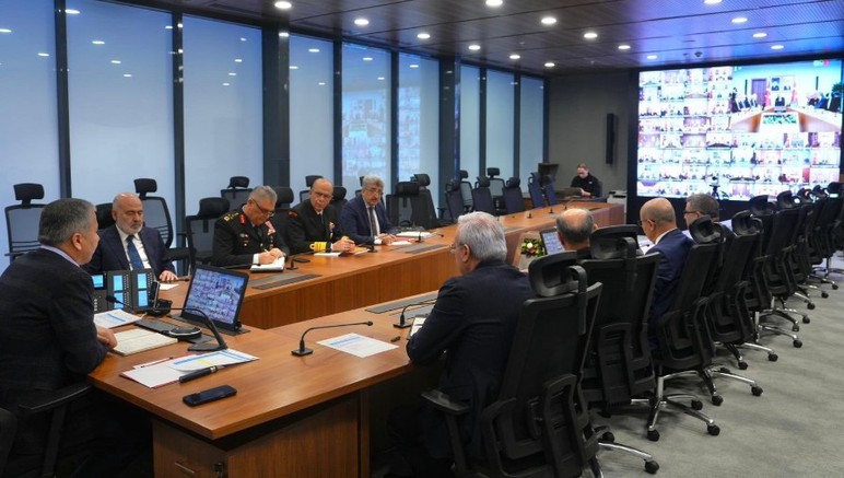 Bakan Yerlikaya 81 valinin katılımıyla Koordinasyon Toplantısı düzenledi