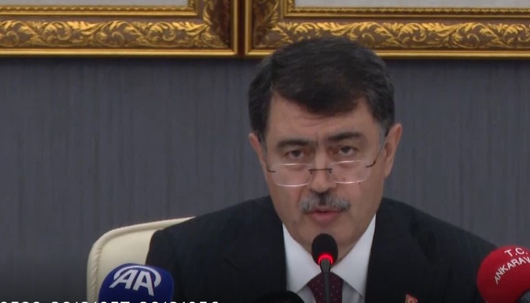 Vali Şahin Ankara'da kaç başıboş sokak hayvanı toplandığını açıkladı
