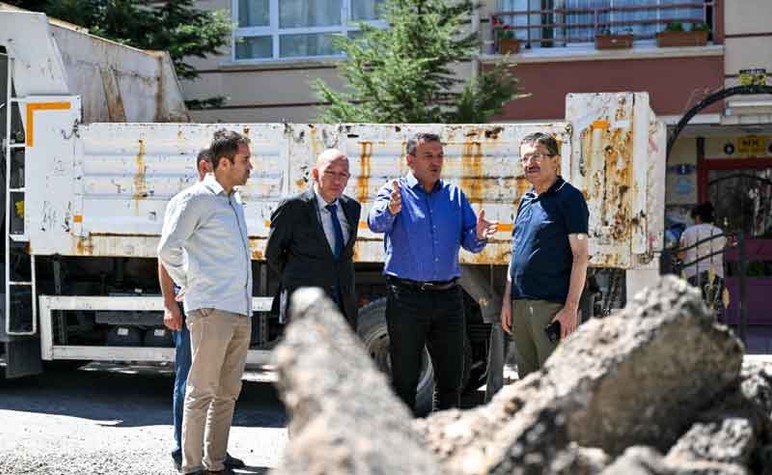 Altındağ Belediyesinin başlattığı asfalt seferberliği sürüyor - Resim : 4