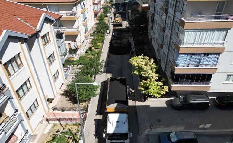 Altındağ Belediyesinin başlattığı asfalt seferberliği sürüyor