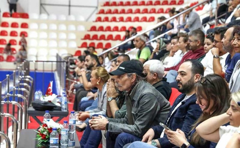 Etimesgut Belediyesi Voleybol Takımı yeni sezona galibiyetle başladı - Resim : 2