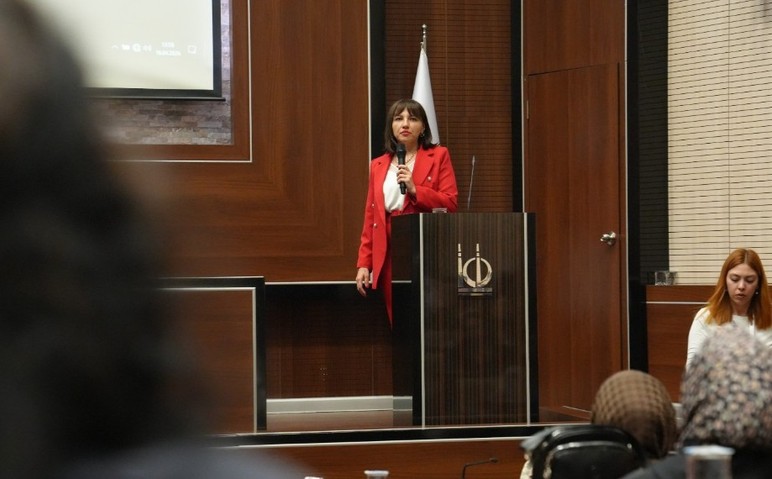 Keçiören Belediyesi kadın sağlığına ilişkin seminer düzenledi