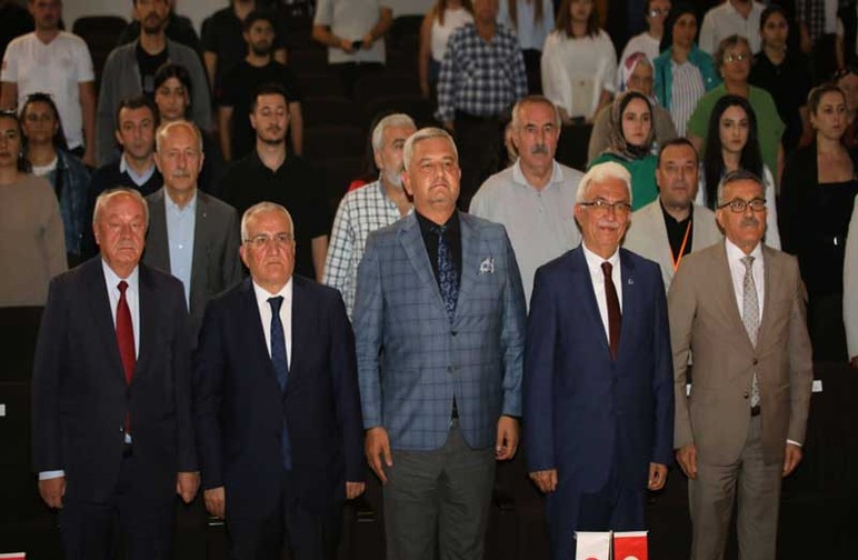 Keçiören Belediyesi'nin düzenlediği konferansta Ahilik ruhu anlatıldı - Resim : 4