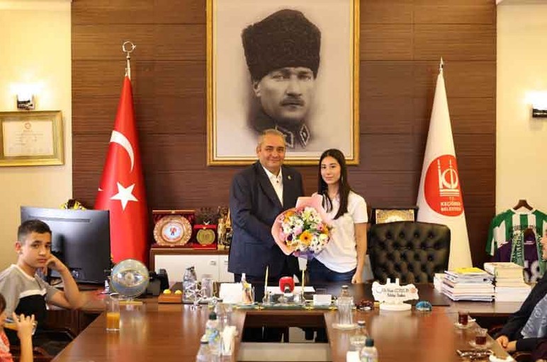 Keçiören Belediyesi Eğitim Merkezi öğrencileri başarıları ile gururlandırdı - Resim : 2