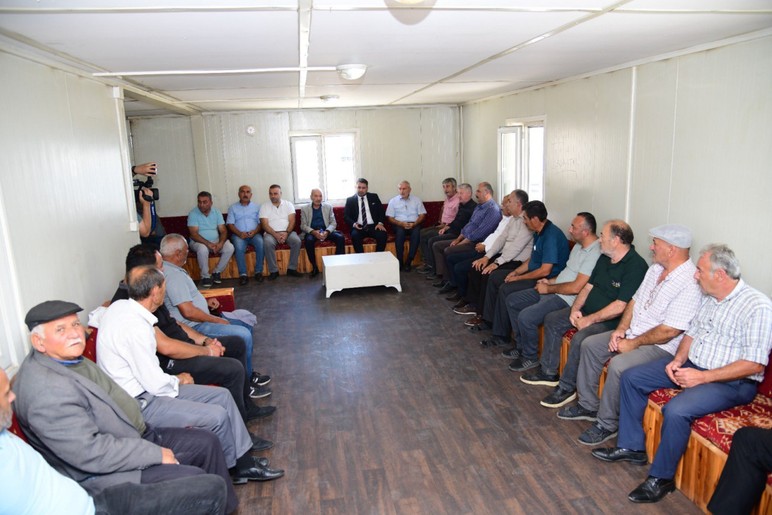 Kahramankazan Belediye Başkanı Çırpanoğlu minibüs esnafı ile bir araya geldi