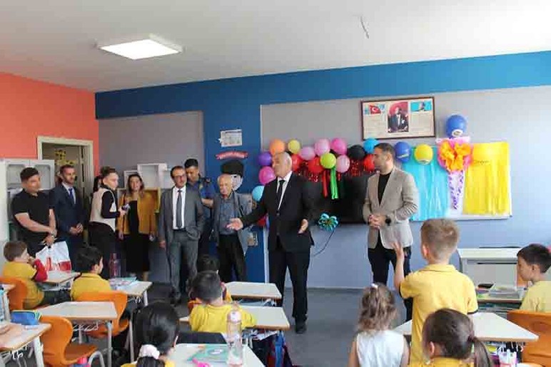 Elvankent'te şehidin oğluna doğum günü sürprizi yapıldı