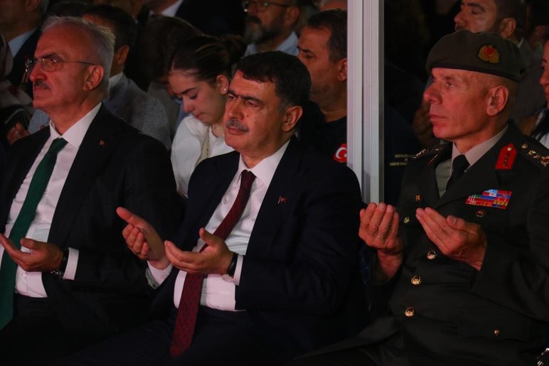 Ankara Emniyet Müdürlüğü'nde 15 Temmuz anma programı düzenlendi - Resim : 3