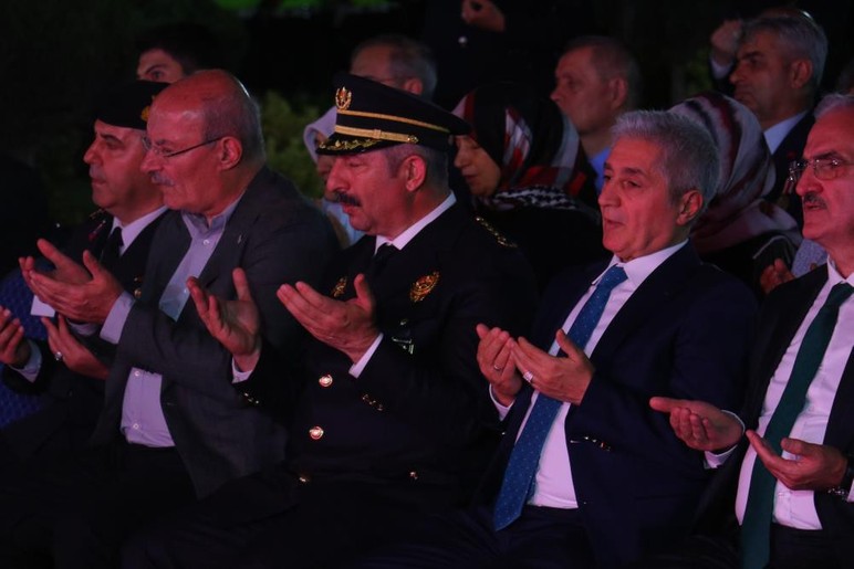 Ankara Emniyet Müdürlüğü'nde 15 Temmuz anma programı düzenlendi - Resim : 2