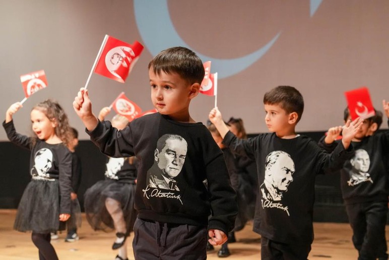 Keçiören Belediyesi'nin 29 Ekim etkinlikleri gün boyunca sürdü