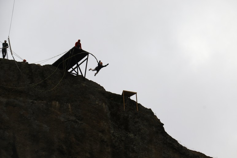 aw074218-01.jpg