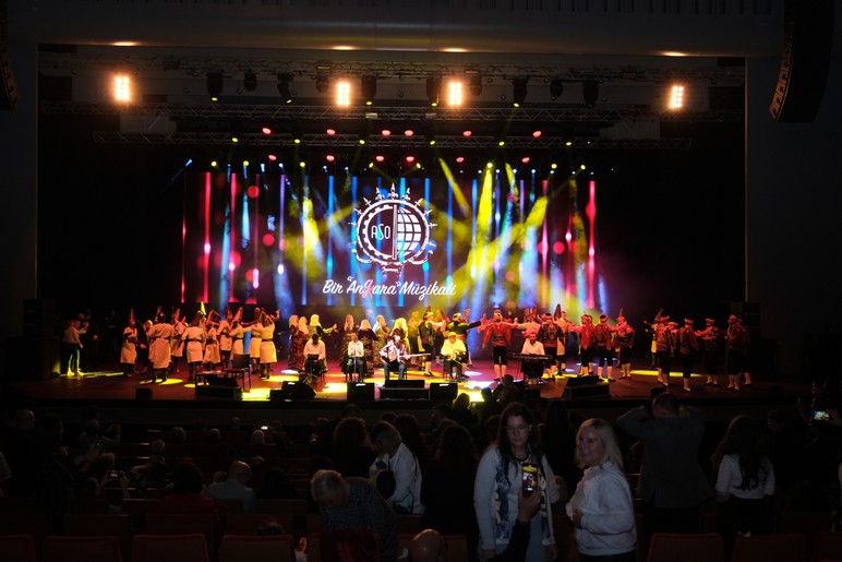 aw085693-01.jpg