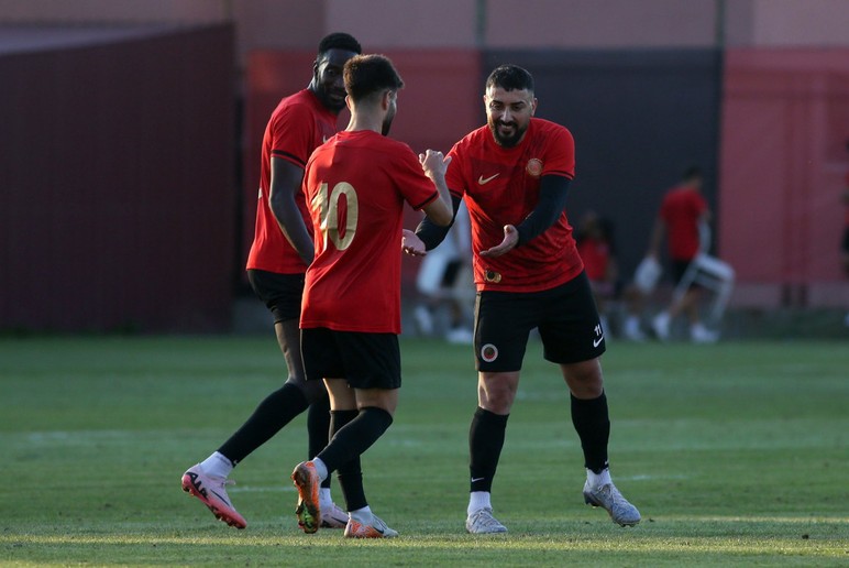 Gençlerbirliği, hazırlık maçında U-19 takımını 6-0 yendi
