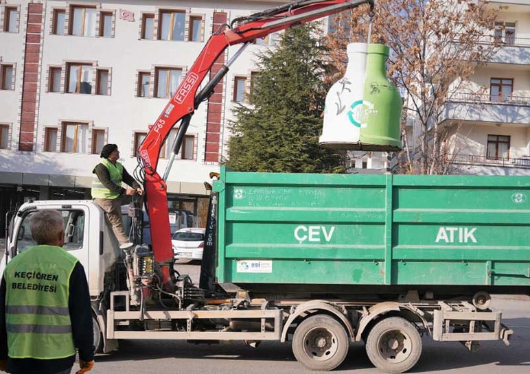Keçiören Belediyesi'nden geri dönüşüme büyük katkı - Resim : 4