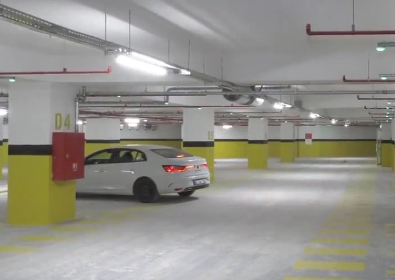 Ankara Büyükşehir Belediyesi Ulus'a kapalı otopark yaptı