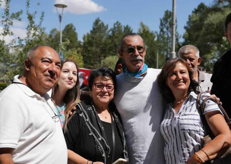 Etimesgut Belediyesi özel gereksinimli vatandaşlar için piknik düzenledi - Resim : 2