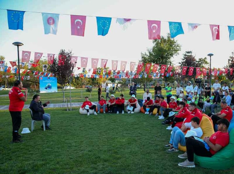 Keçiören Belediyesi'nin Avrupa Hareketlilik Haftası etkinlikleri coşkuyla başladı