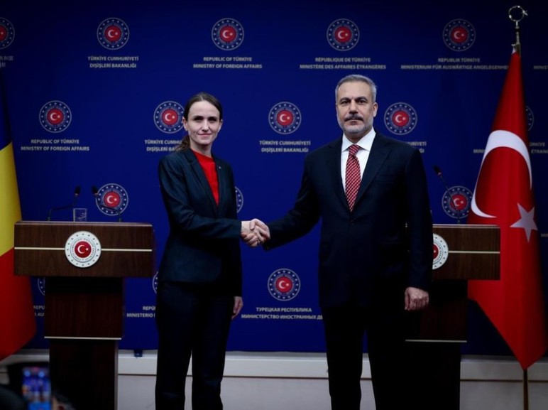 Bakan Fidan, Ankara'da Romanya Dışişleri Bakanı Oan Toiu ile görüştü - Resim : 2