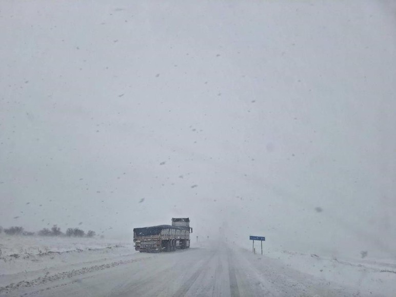 Yozgat Boğazlıyan'da tır kara saplandı