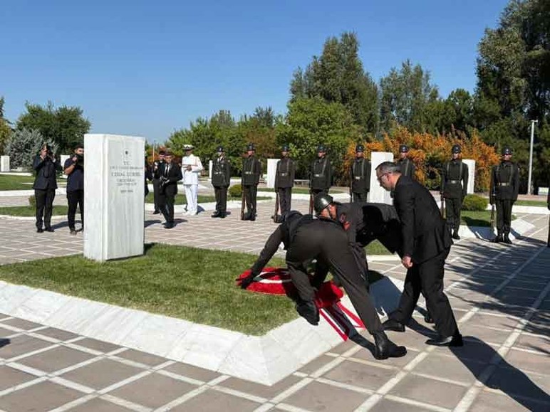 Cemal Gürsel, Başkent Ankara'da kabri başında anıldı