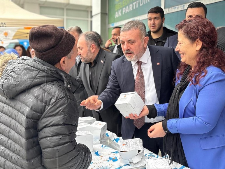 Sincan Belediyesinin Berat Kandili programına yoğun ilgi! - Resim : 2