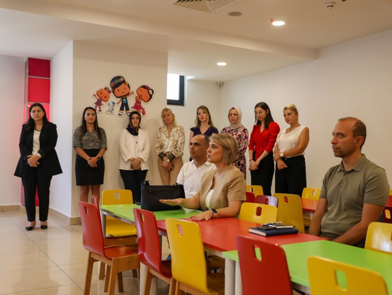 Etimesgut Belediyesi kreş öğretmenlerini ve velileri bir araya getirdi