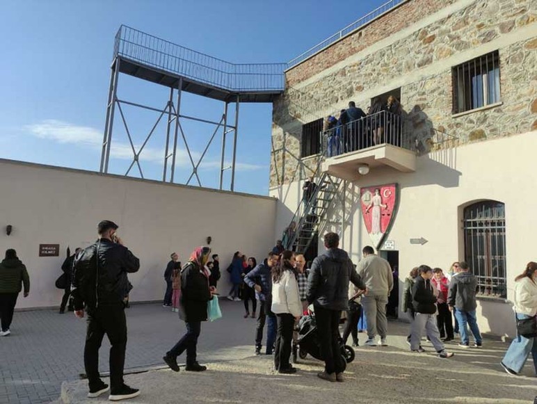 Altındağ Belediyesi Ulucanlar Cezaevi Müzesi’ni 1 haftada 20 bin kişi ziyaret etti