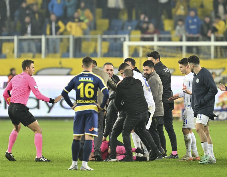 Ankaragücü Başkanı Koca Adliye'ye sevk edildi
