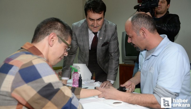 Kahramankazan’da yaşlı ve engelli vatandaşlara sevginin izi dokunuyor