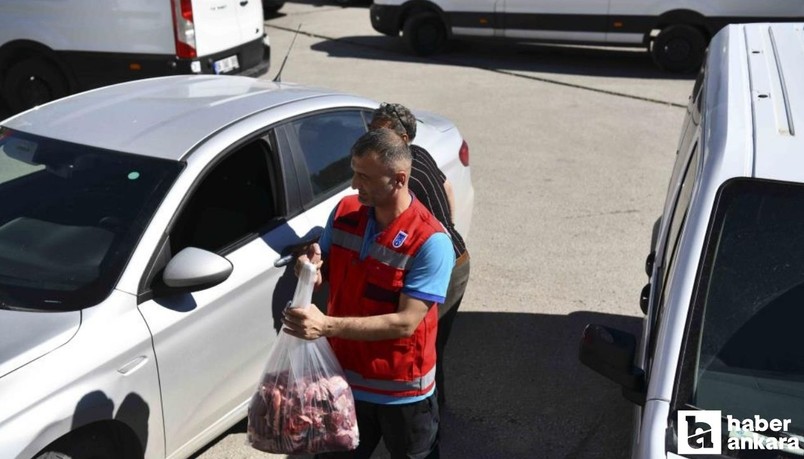 Ankara Büyükşehir Belediyesi kurban eti bağışlarını topladı