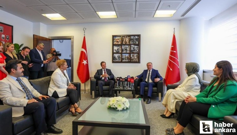 Siyasi partiler arasında bayram ziyaretleri gerçekleştirildi