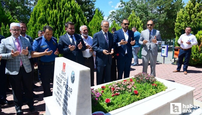 Kahramankazan Belediye Başkanı Çırpanoğlu Şehit Yusuf Pazar’ın kabrini ziyaret etti